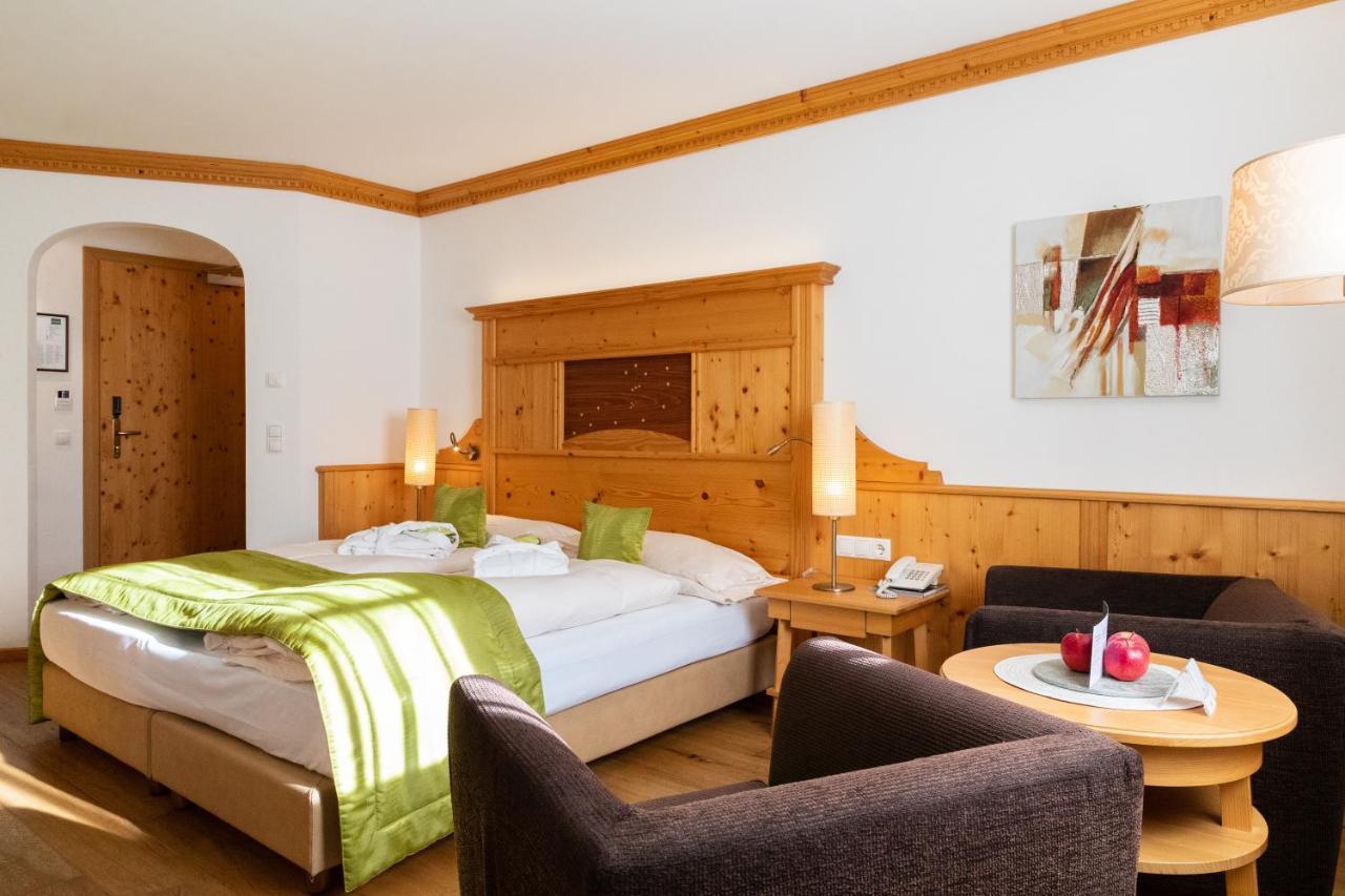 Vitalhotel Dosses Santa Cristina Val Gardena エクステリア 写真